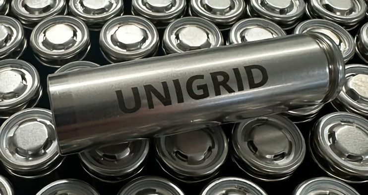 many unigrid batteries displayed